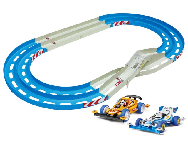 TAMIYA MINI 4WD オーバルホームサーキット限定商品　使用済み タミヤ ミニ四駆サーキット オーバルホームサーキット《立体
